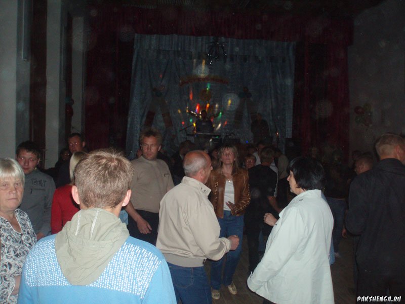 Дискотека   "День деревни"  2009 год
