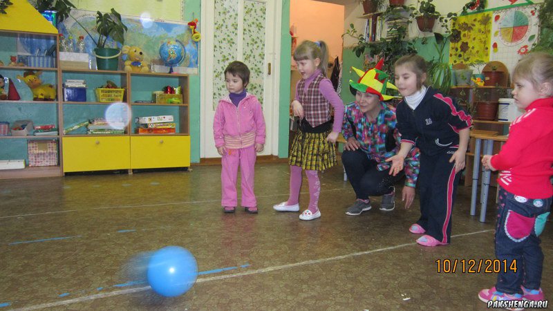 Бабушка и Скоморох в гостях у д/сада  __.01. 2015