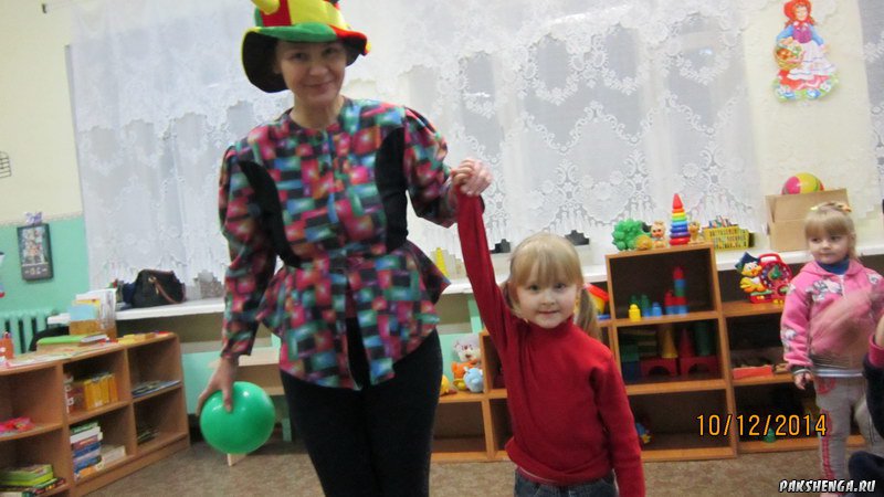 Бабушка и Скоморох в гостях у д/сада  __.01. 2015