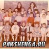 1992 год. 1 ряд: Барсуков Алёша, Лодыгина Женя, Листов Владик, Мясинговичуте Олеся, Коробков Дима, Малыш Настя, Вишняков Алёша, Кулажникова Наташа.