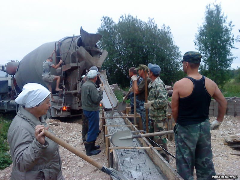 Заливка фундамента 30 июля 2013
