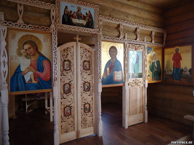 Установка иконостаса. Октябрь 2015г